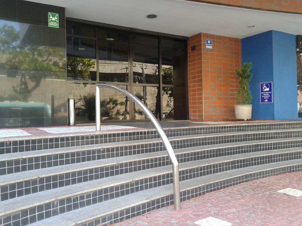 Aparthotel - Praia Mansa 1 E 2 Qtos Fortaleza  Exterior photo